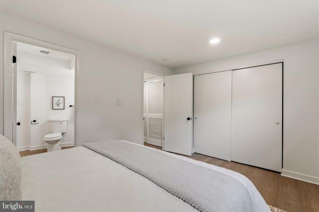 5202 CAROLINE CIR, Waldorf, MD 20601