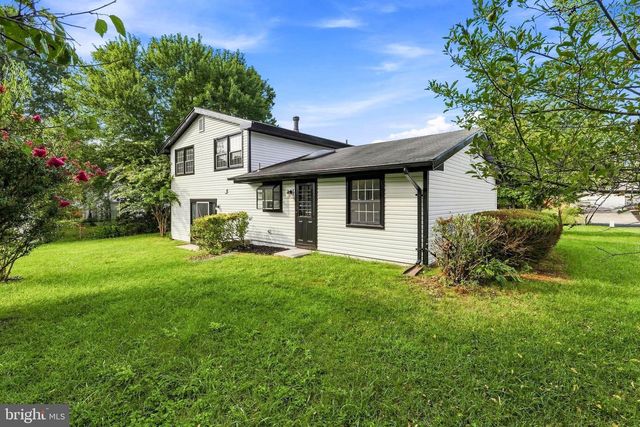 5202 CAROLINE CIR, Waldorf, MD 20601