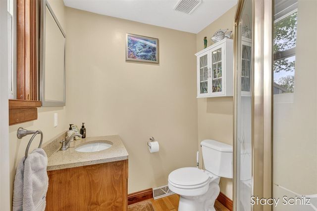 11773 Scott Park Road, Delton, MI 49046