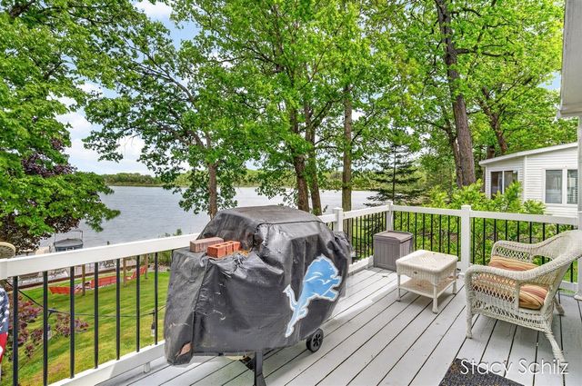 11773 Scott Park Road, Delton, MI 49046