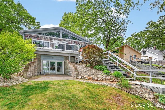 11773 Scott Park Road, Delton, MI 49046