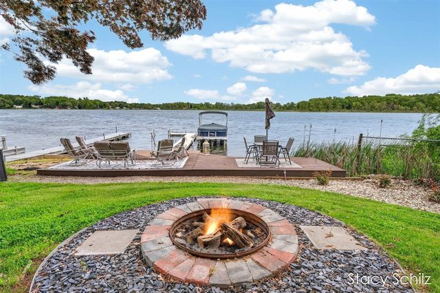 11773 Scott Park Road, Delton, MI 49046