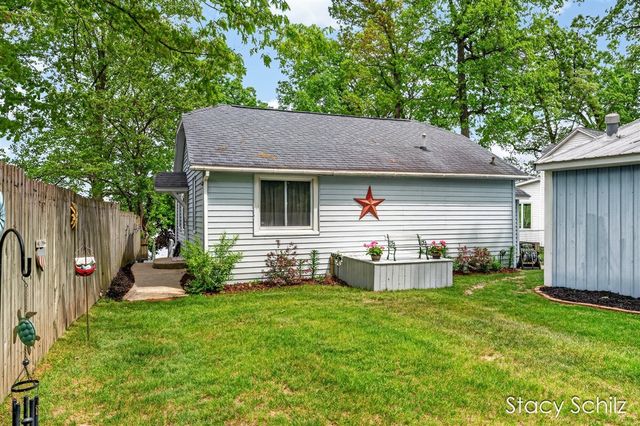 11773 Scott Park Road, Delton, MI 49046