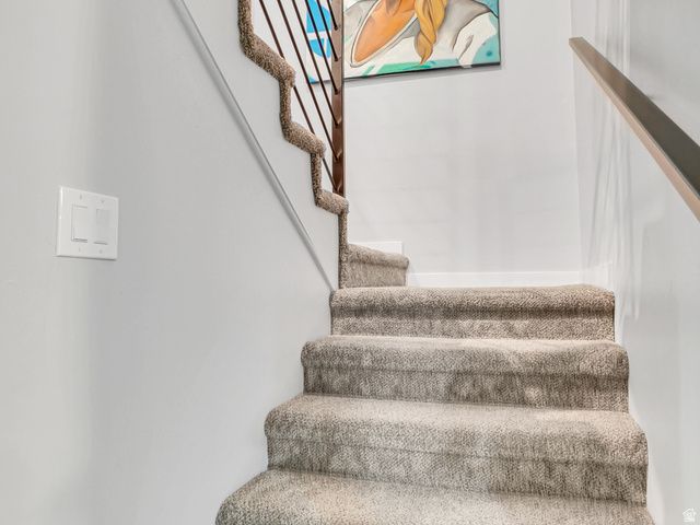 2505 E ROBIDOUX RD, Sandy, UT 84093