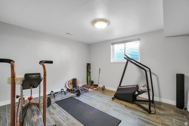 2505 E ROBIDOUX RD, Sandy, UT 84093
