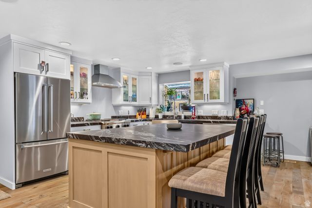 2505 E ROBIDOUX RD, Sandy, UT 84093