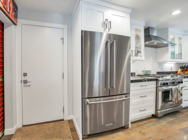 2505 E ROBIDOUX RD, Sandy, UT 84093