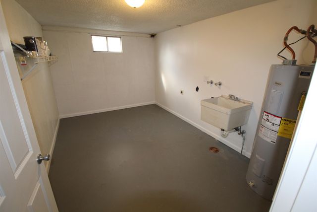 6028 N Lacey St, Spokane, WA 99208