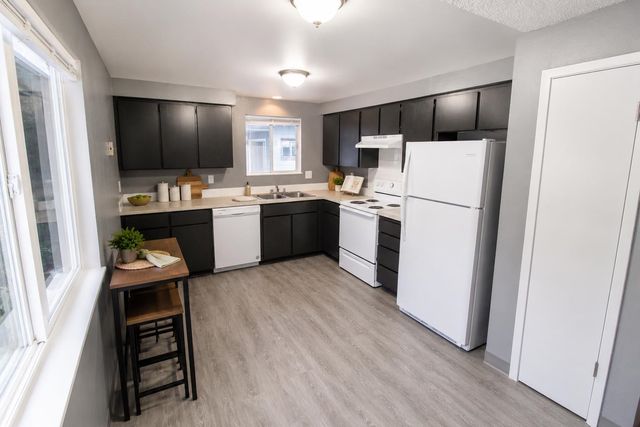 6028 N Lacey St, Spokane, WA 99208