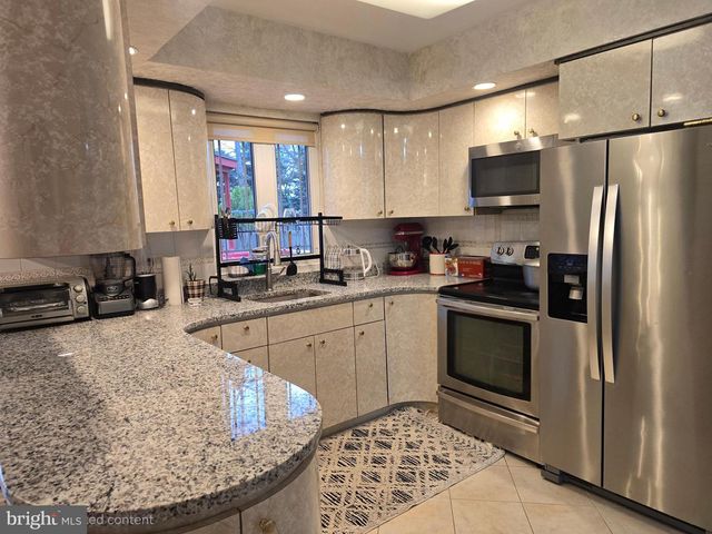 743 BRIDGEVIEW RD, Feasterville Trevose, PA 19053