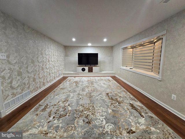 743 BRIDGEVIEW RD, Feasterville Trevose, PA 19053