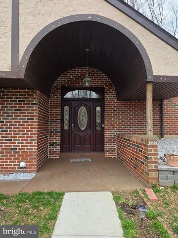 743 BRIDGEVIEW RD, Feasterville Trevose, PA 19053