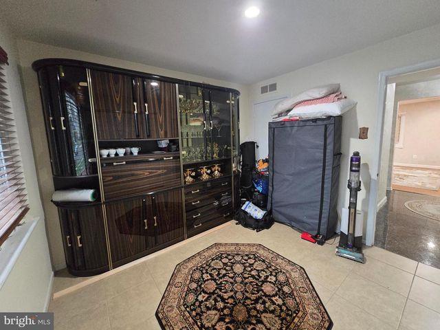 743 BRIDGEVIEW RD, Feasterville Trevose, PA 19053