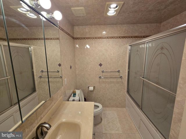 743 BRIDGEVIEW RD, Feasterville Trevose, PA 19053