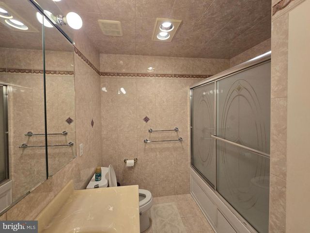 743 BRIDGEVIEW RD, Feasterville Trevose, PA 19053