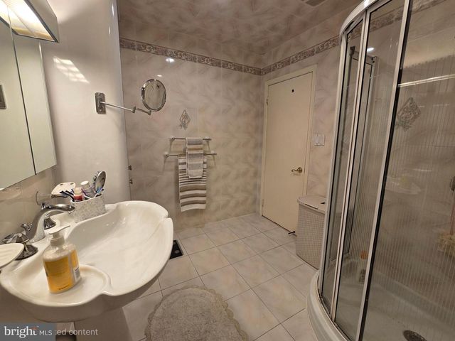 743 BRIDGEVIEW RD, Feasterville Trevose, PA 19053