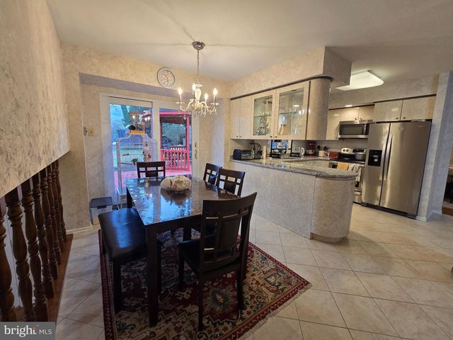 743 BRIDGEVIEW RD, Feasterville Trevose, PA 19053