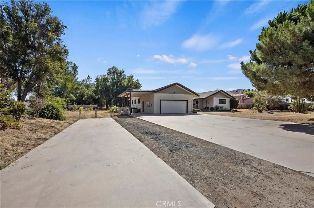 19808 Gustin, Perris, CA 92570