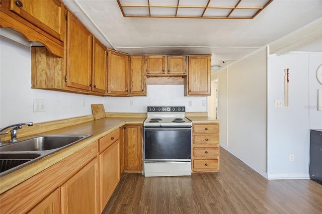 1314 WESTLAND DRIVE, Tavares, FL 32778