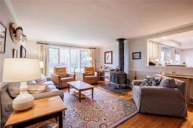 347 Brooksboro Drive, Webster, NY 14580