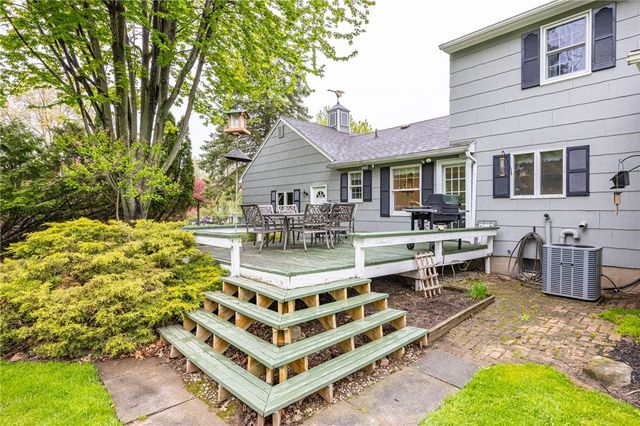 347 Brooksboro Drive, Webster, NY 14580