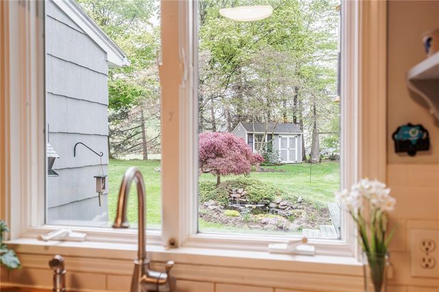 347 Brooksboro Drive, Webster, NY 14580