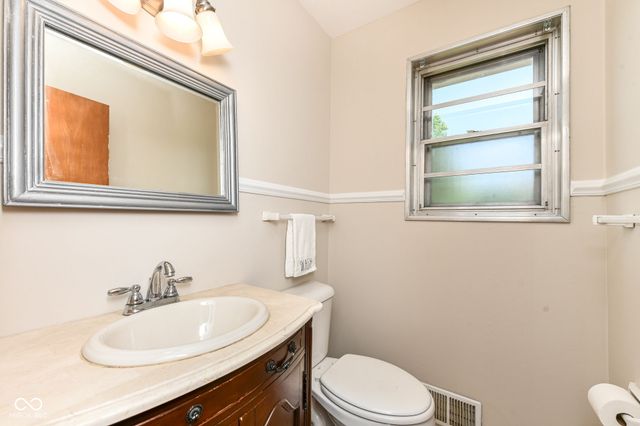 1526 Orchard Park Drive N, Carmel, IN 46280