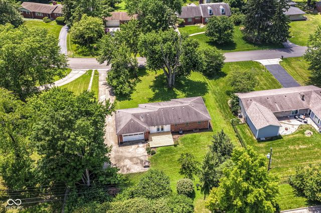 1526 Orchard Park Drive N, Carmel, IN 46280