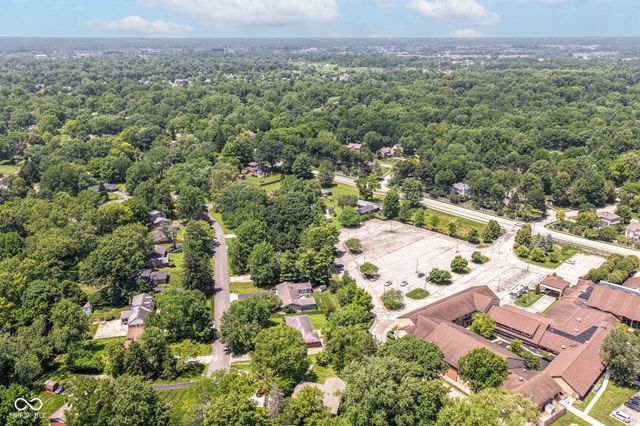 1526 Orchard Park Drive N, Carmel, IN 46280