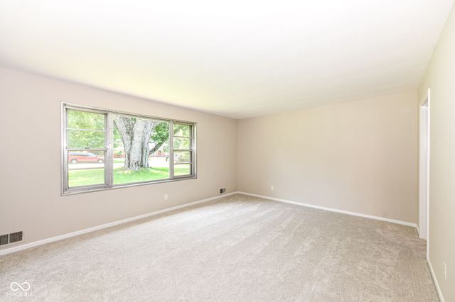1526 Orchard Park Drive N, Carmel, IN 46280