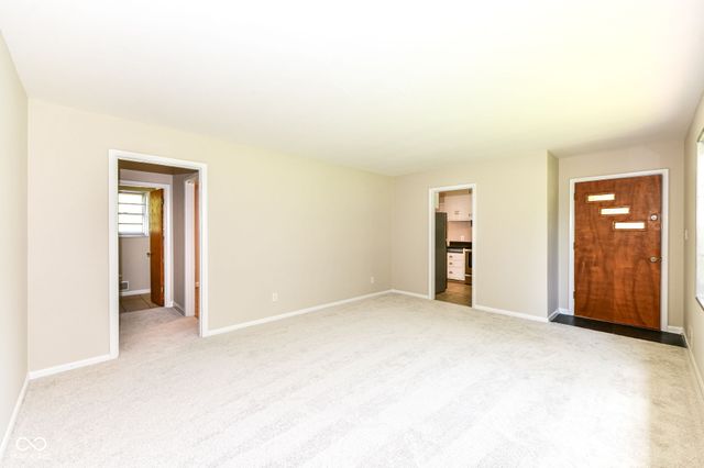1526 Orchard Park Drive N, Carmel, IN 46280