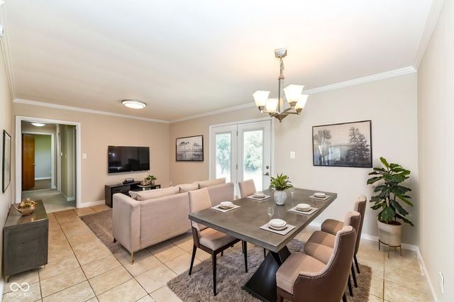 1526 Orchard Park Drive N, Carmel, IN 46280