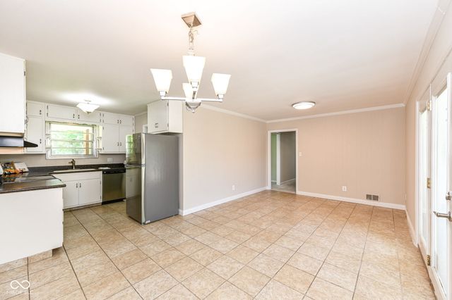 1526 Orchard Park Drive N, Carmel, IN 46280