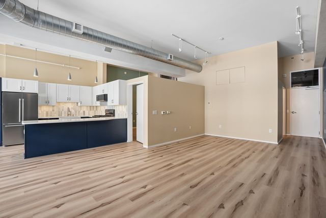 111 10th Street 406, Des Moines, IA 50309