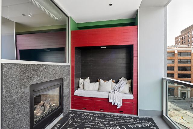 111 10th Street 406, Des Moines, IA 50309