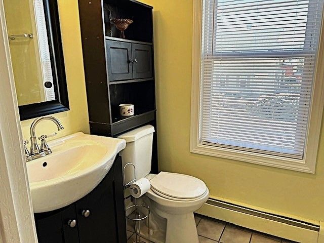 513 Wood Street 2, Bristol, RI 02809