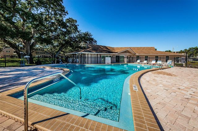 936 VIRGINIA STREET 306, Dunedin, FL 34698