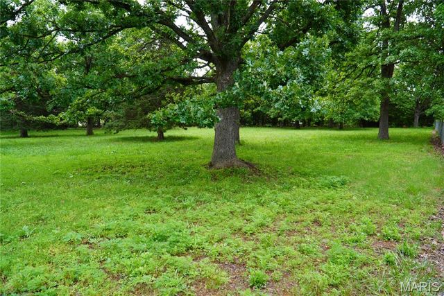 31514 Old Highway 5, Lebanon, MO 65536