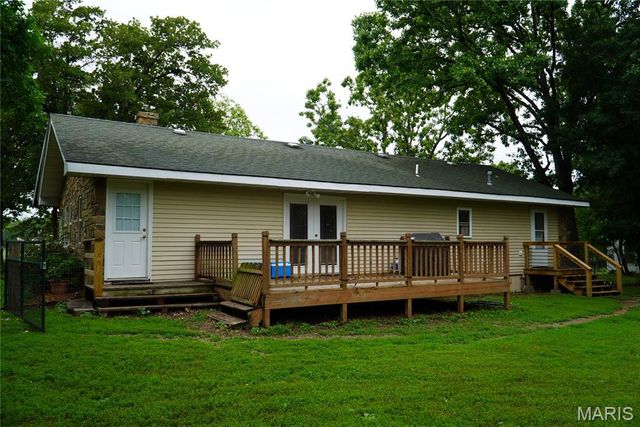 31514 Old Highway 5, Lebanon, MO 65536