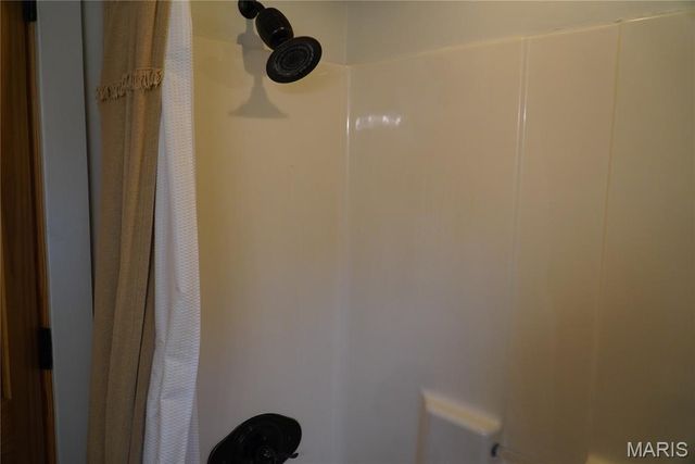 31514 Old Highway 5, Lebanon, MO 65536