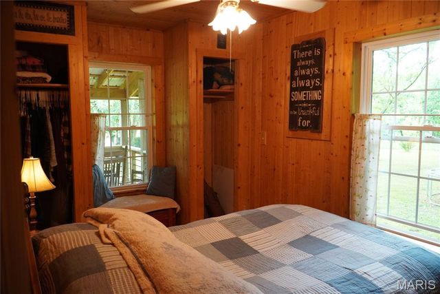 31514 Old Highway 5, Lebanon, MO 65536