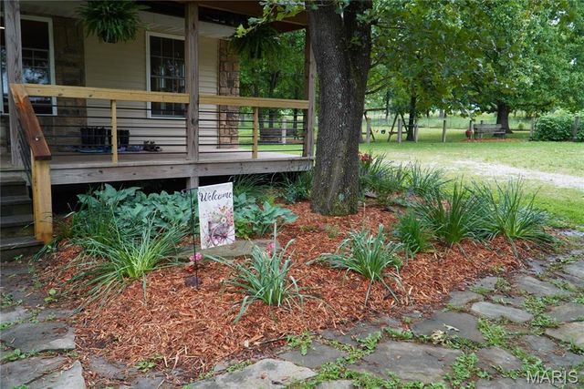 31514 Old Highway 5, Lebanon, MO 65536