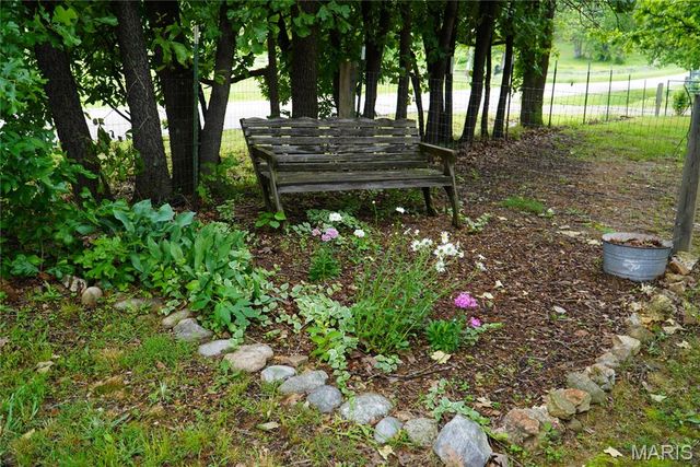 31514 Old Highway 5, Lebanon, MO 65536