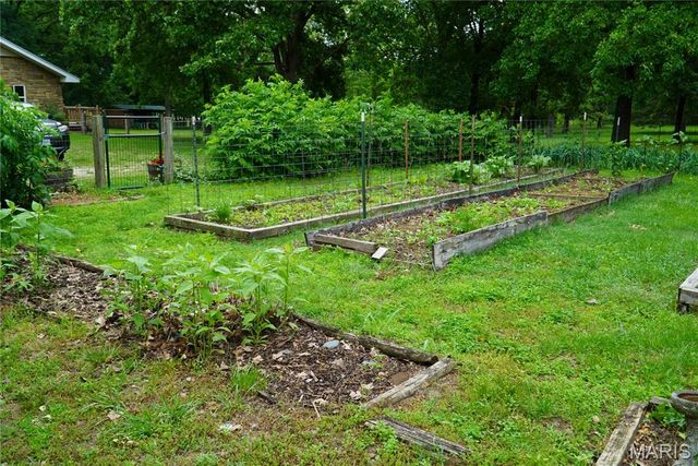 31514 Old Highway 5, Lebanon, MO 65536