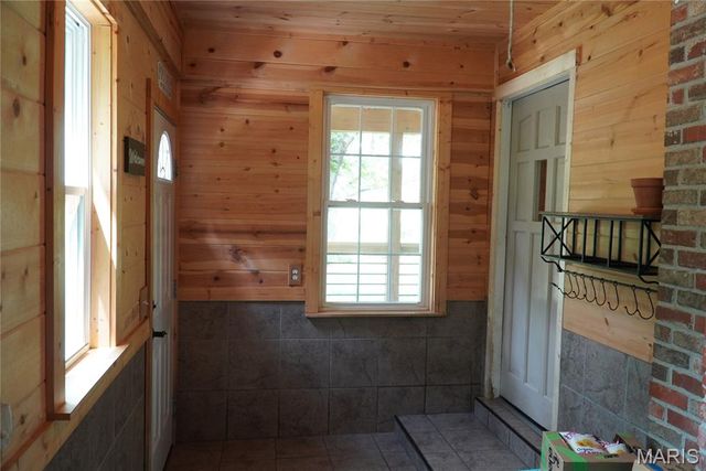 31514 Old Highway 5, Lebanon, MO 65536