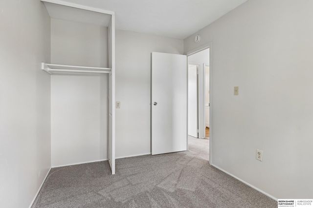 7802 Emiline Street, La Vista, NE 68128