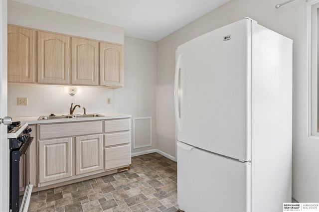 7802 Emiline Street, La Vista, NE 68128