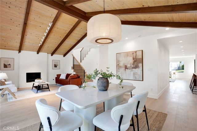 8121 Chase, Los Angeles, CA 90045