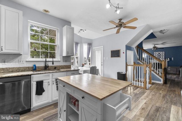 4210 MEAD DR, Hampstead, MD 21074