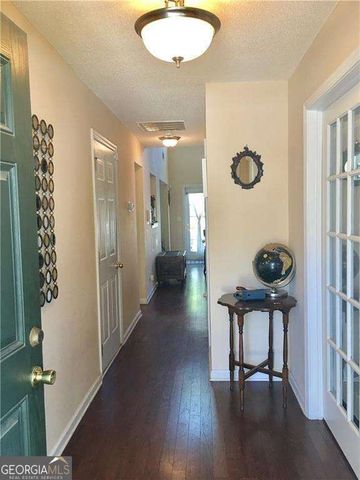 1634 CHARLESTON Walk SE, Atlanta, GA 30316